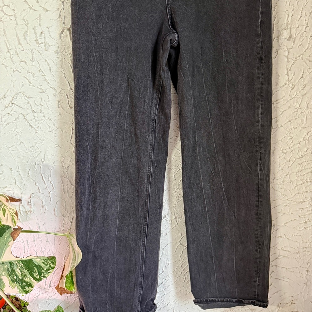 Old Navy Women's Straight Leg Black Jeans Tall - Picture 4 of 5